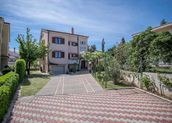 Apartment For Families With Children Krk - 5396