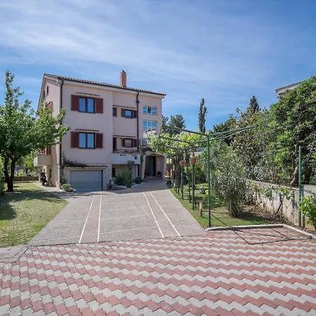 Διαμέρισμα For Families With Children Krk - 5396